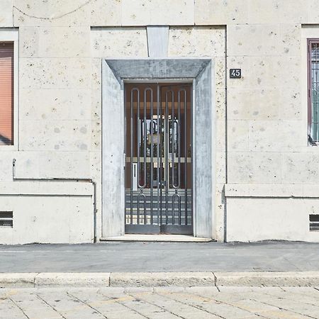 Spacious Flat Close To Fondazione Prada & Metro Milano Dış mekan fotoğraf